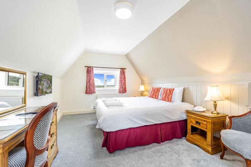 Standard Double Room image 4