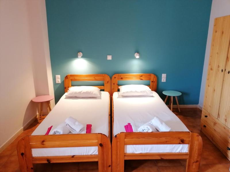 Small Twin Room - No Balcony - Street View image 1