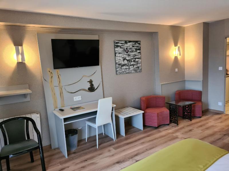 Superior Double Room image 2