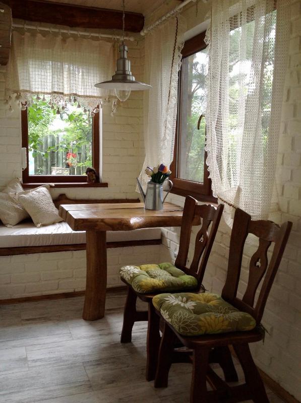 One-Bedroom Apartment image 4
