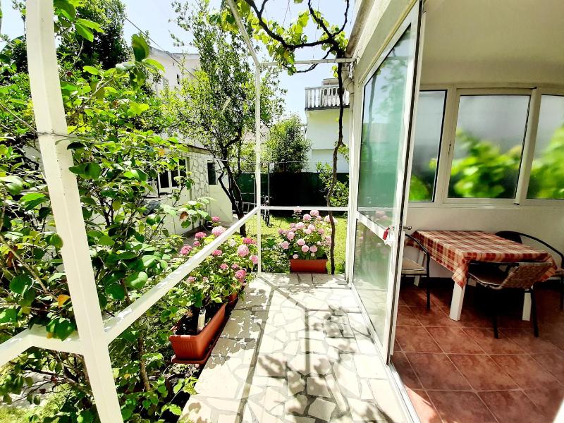 Apartment image 2