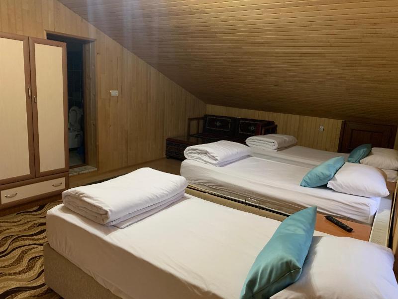 Family Suite with Balcony image 3