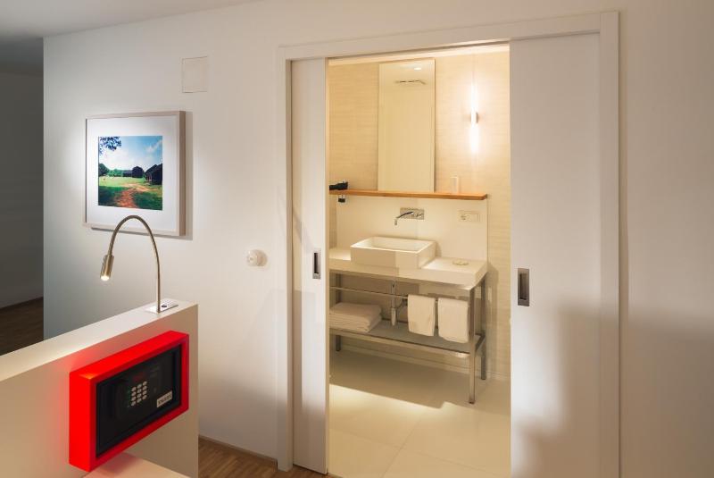 Suite image 3
