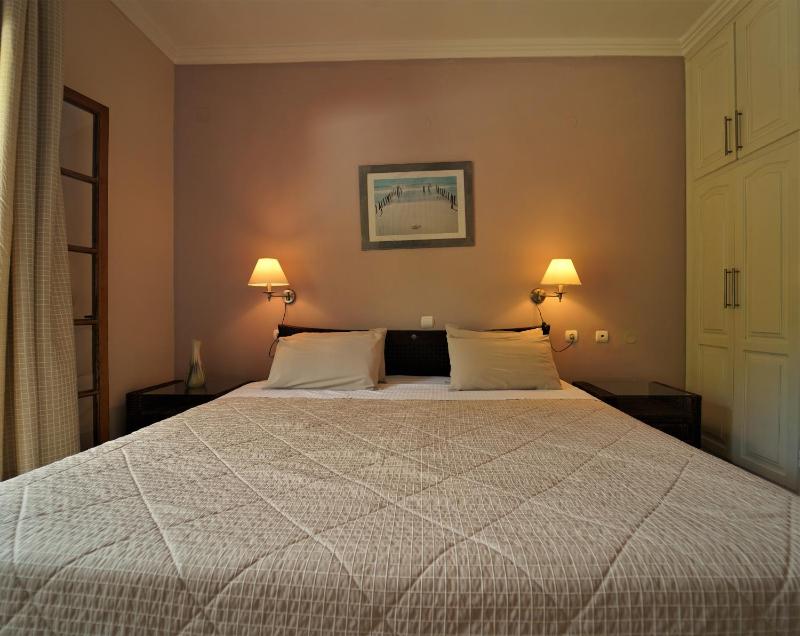 Bella Vista Hotel Studios & Apartments - image 47