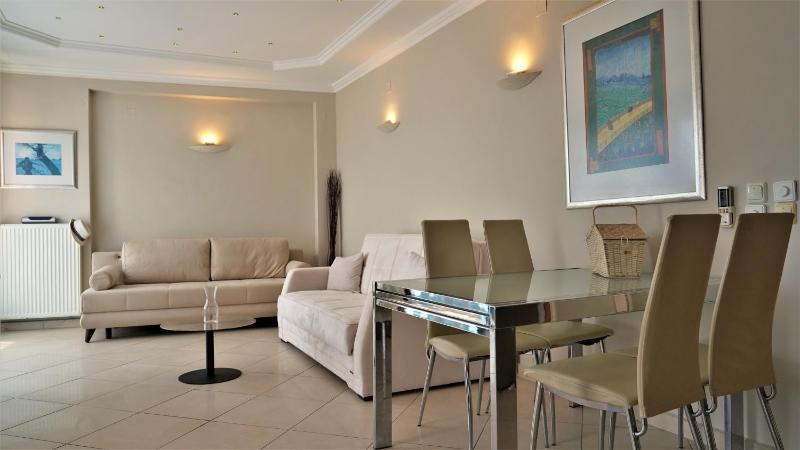 Zigouris House - image 11