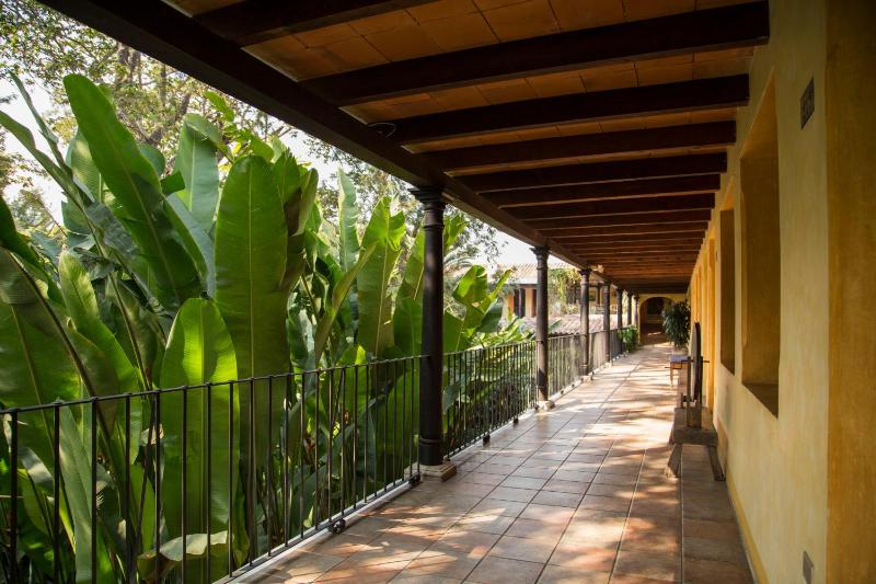 Hotel Las Farolas - image 6