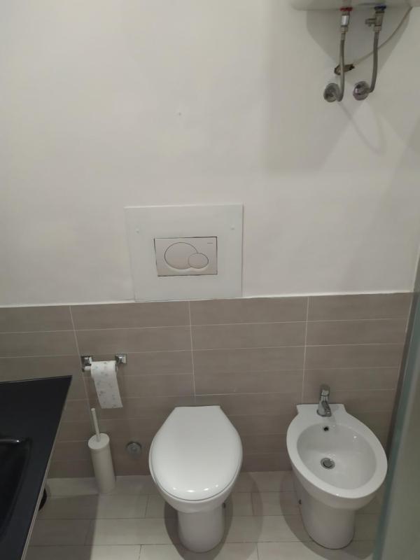 Standard Double Room image 3