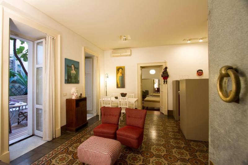 Tre Vie apARTment con terrazza - image 1