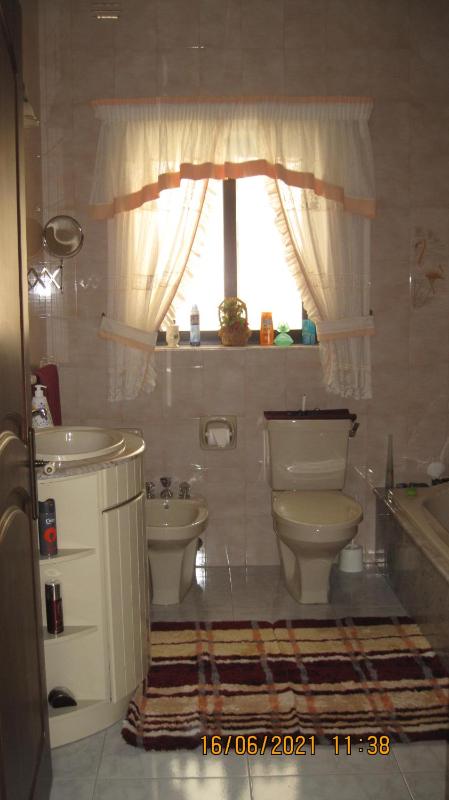 Deluxe Single Room image 3