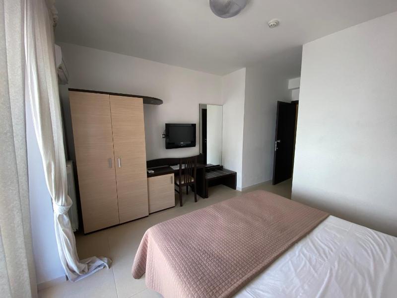 Comfort Double or Twin Room image 4