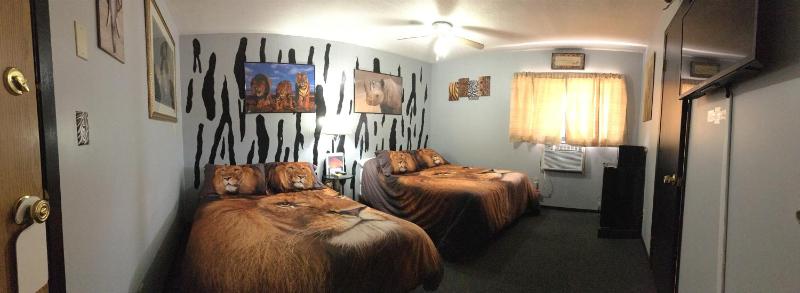 Double Room image 4