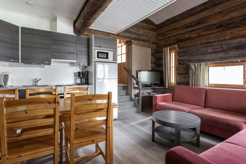 One-Bedroom Apartment image 4