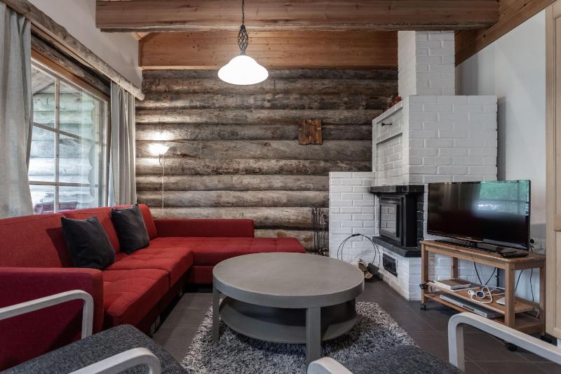 One-Bedroom Apartment image 1