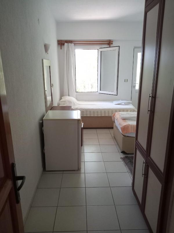 Double Room with Private Bathroom image 2