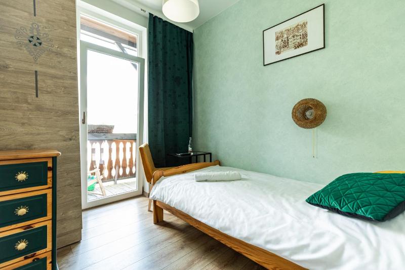 Single Room with Balcony image 2