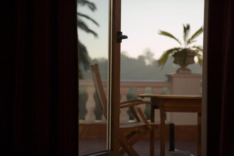 Apartment with Mountain View image 2
