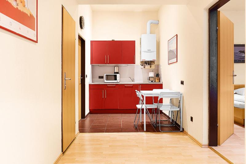One-Bedroom Apartment - Annex image 4