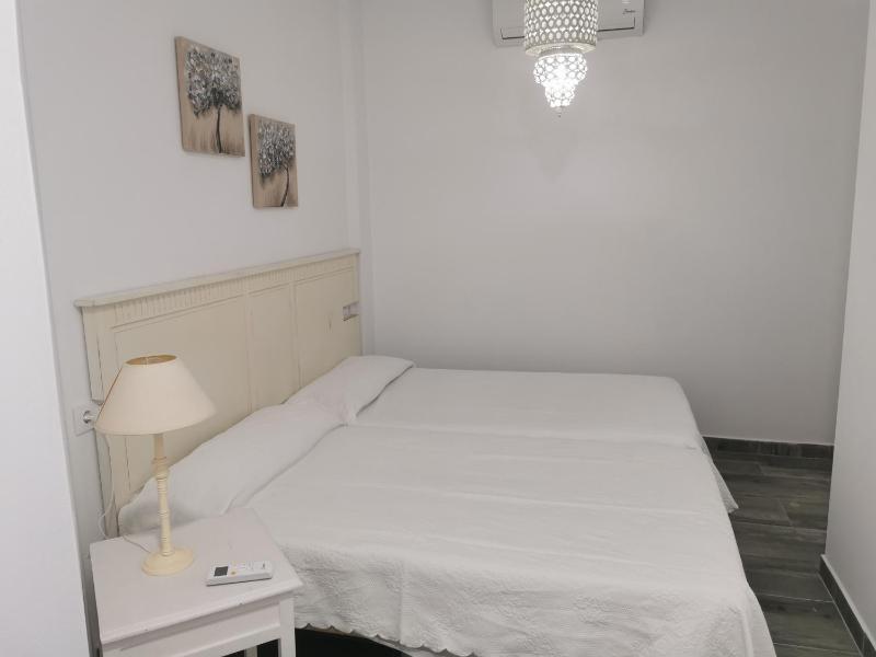 Apartamentos Sanlúcar Beach 4 y 5 - image 7