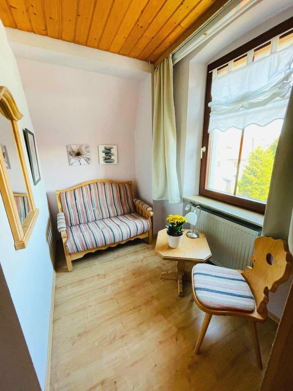 Budget Double Room image 3