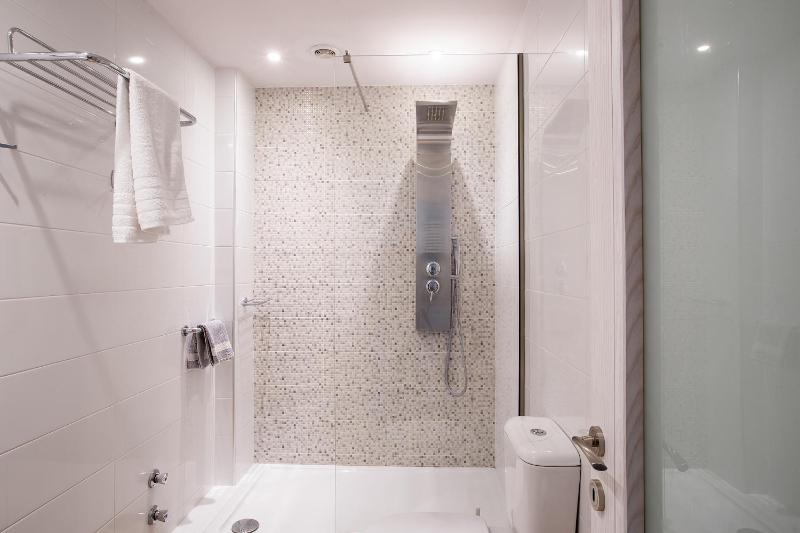 Three-Bedroom Apartment image 3
