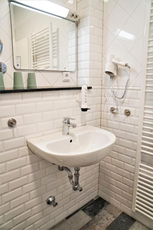 Familienzimmer mit und ohne Klimaanlage (Check-In max. 20h/08:00p.m.) image 3