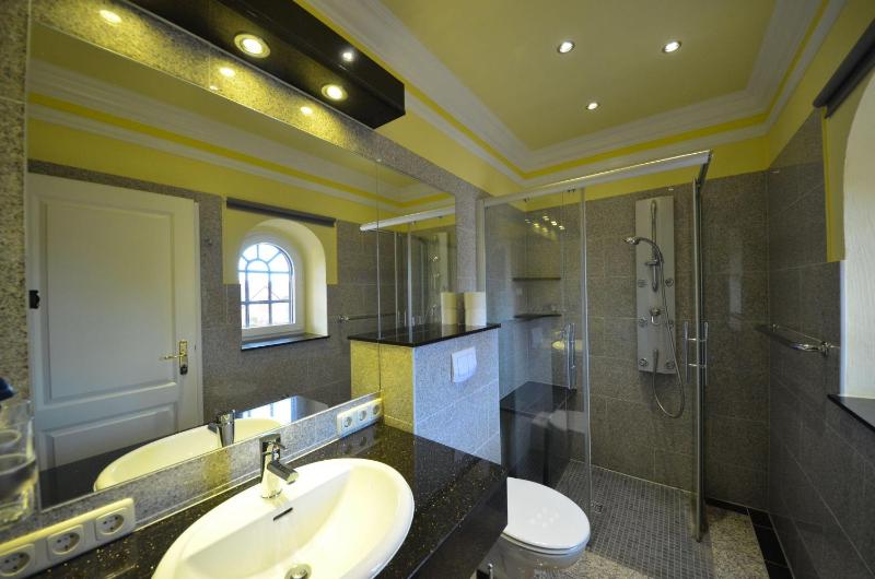 Luxushaus-Bel-Air - image 32