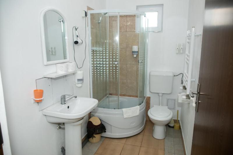 One-Bedroom Apartment - Ground Floor image 2