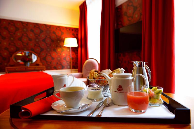 Superior Double Room image 3