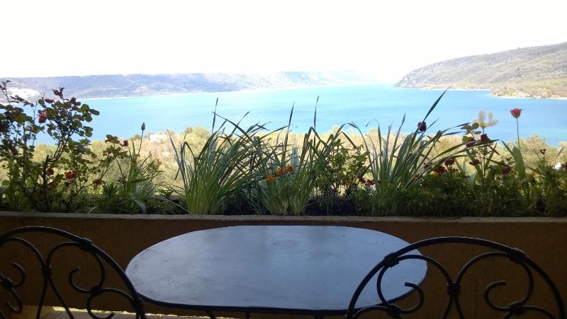 Double Room with Balcony image 1
