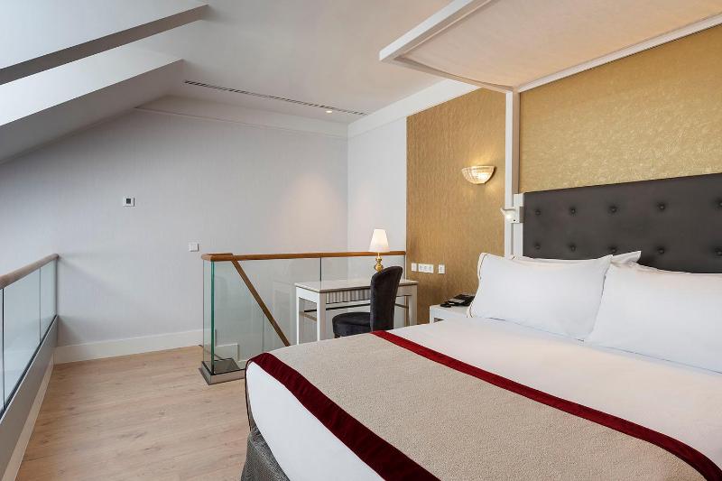 Duplex Suite image 3