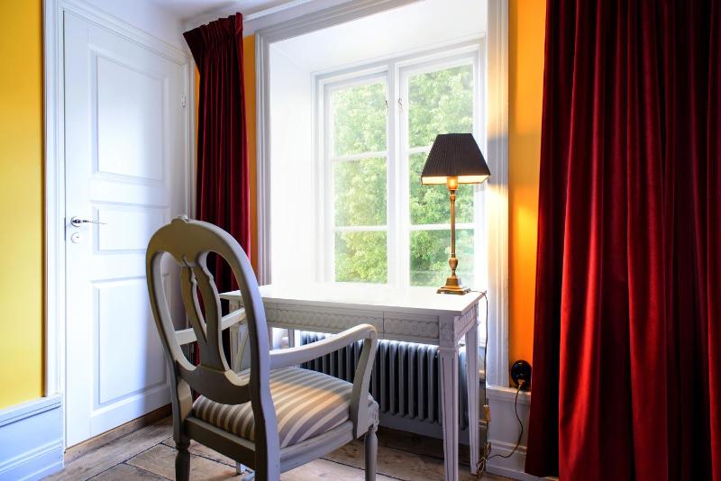 Superior Double Room image 2