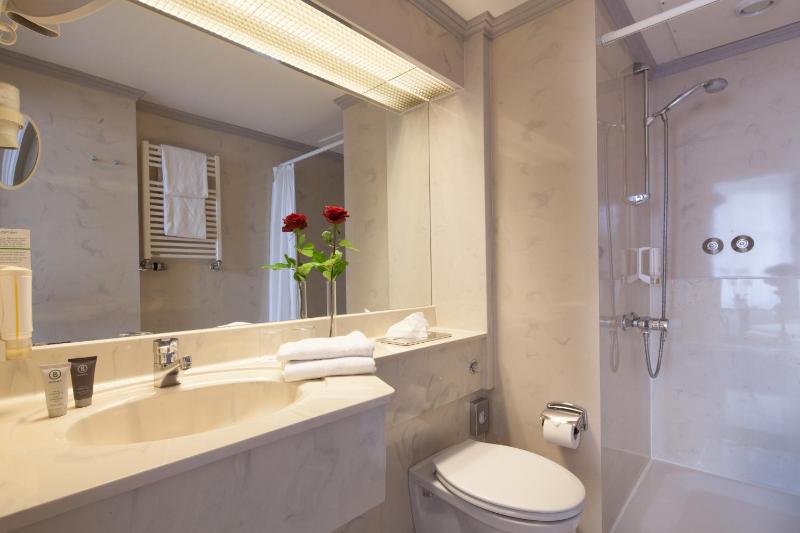 Classic Single Room image 2