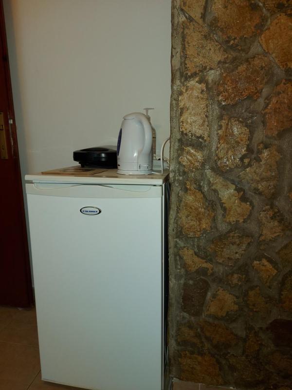 Studio Apartment image 3