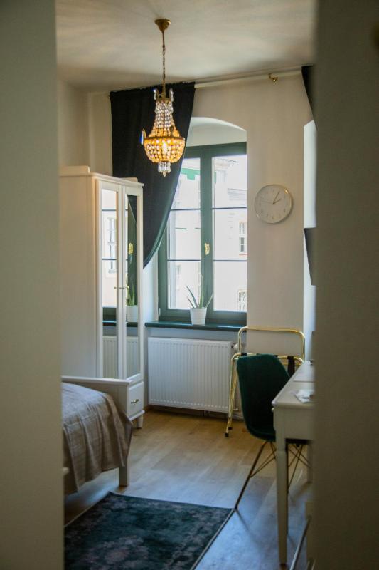 Standard Single Room image 4
