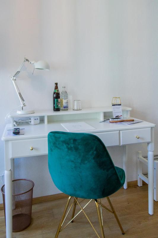 Standard Single Room image 2