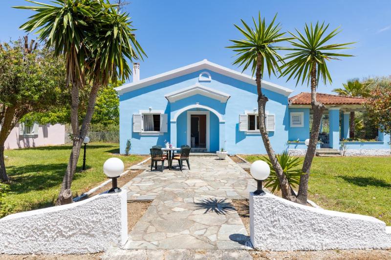 Three-Bedroom Villa with Garden View image 2