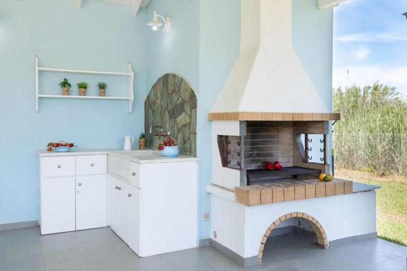 Three-Bedroom Villa with Garden View image 4
