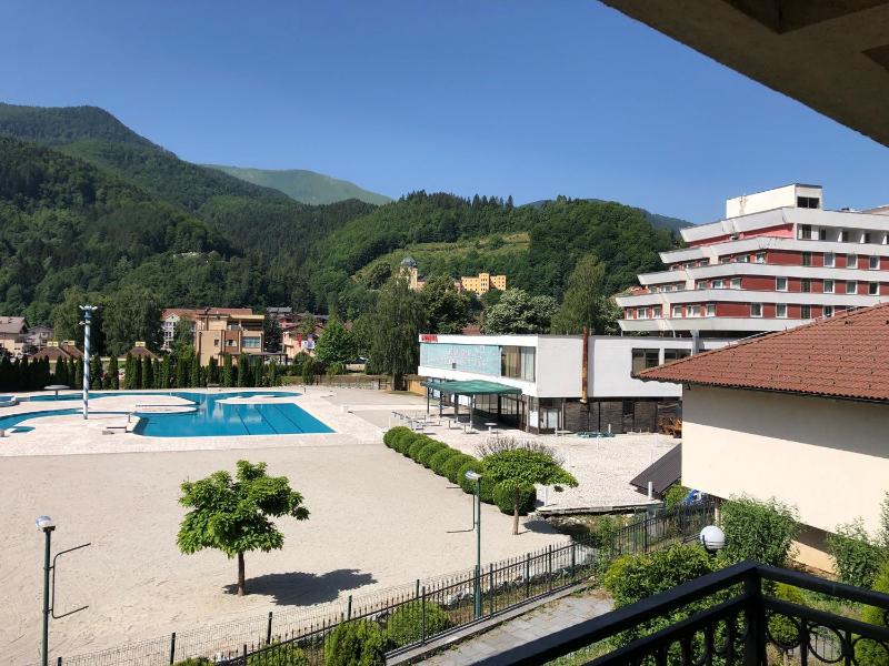 Apartment with Balcony image 3