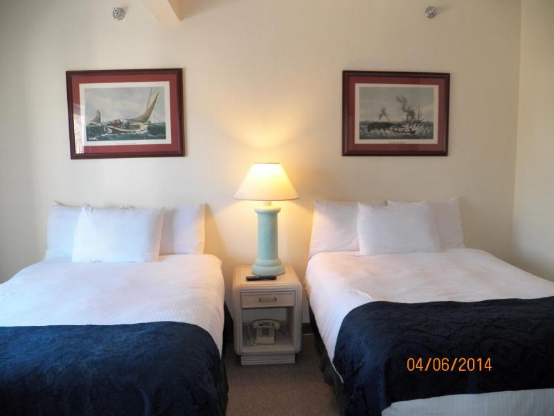 Double Room with Two Double Beds image 3