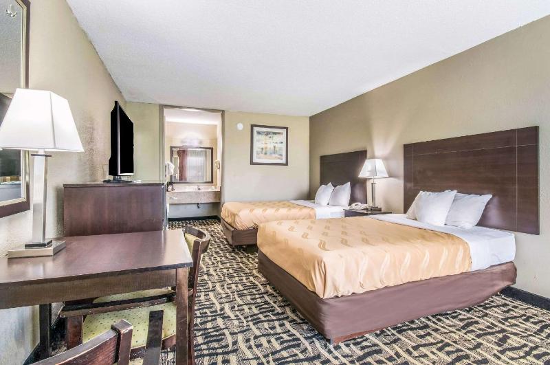 Double Room with Two Double Beds - Non-Smoking image 2
