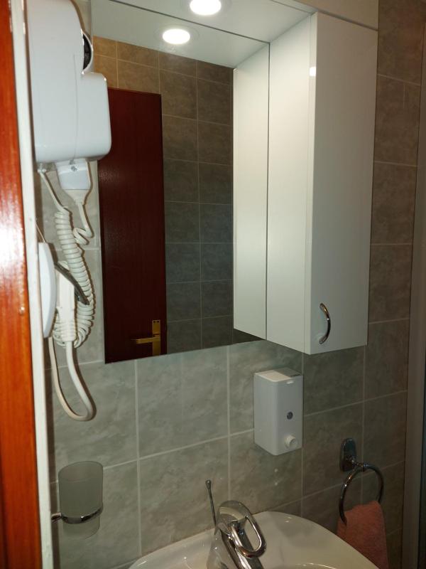 One-Bedroom Apartment image 3