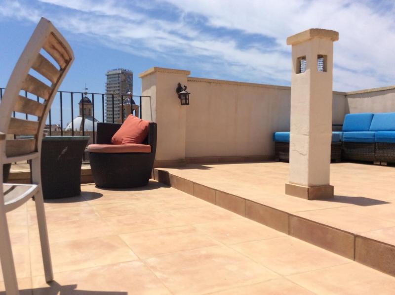 Santa Barbara Guesthouse - image 26