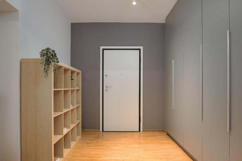 Athenian Stylish Living - image 9