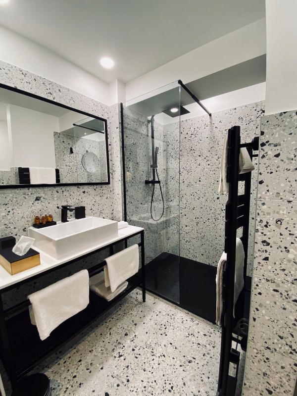 Superior Double or Twin Room image 1