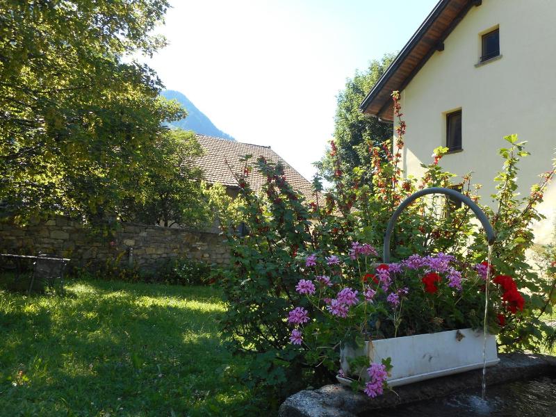 Double Room with Mountain View image 2