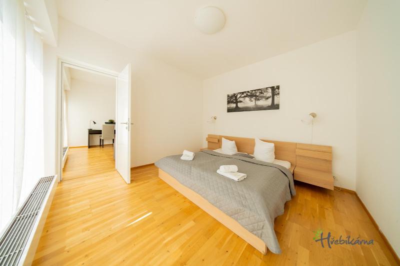 Double Room with Extra Bed image 3