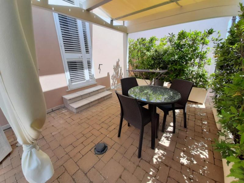 Double Room with Terrace image 3