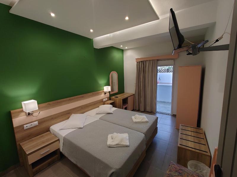 Budget Double or Twin Room image 3