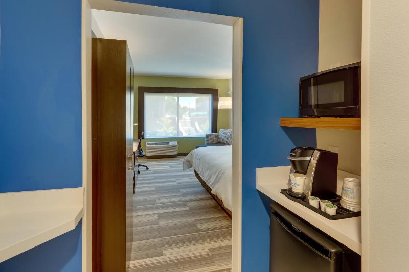 Specialty Room image 3