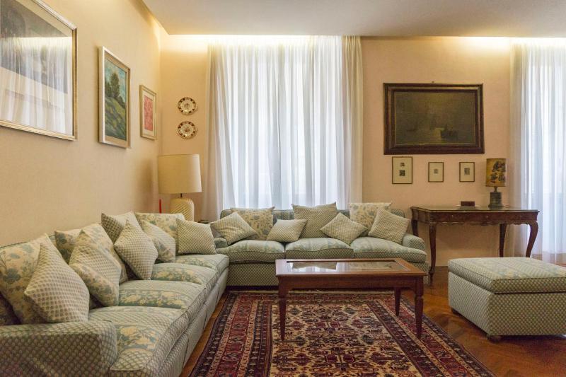 Apartment image 3